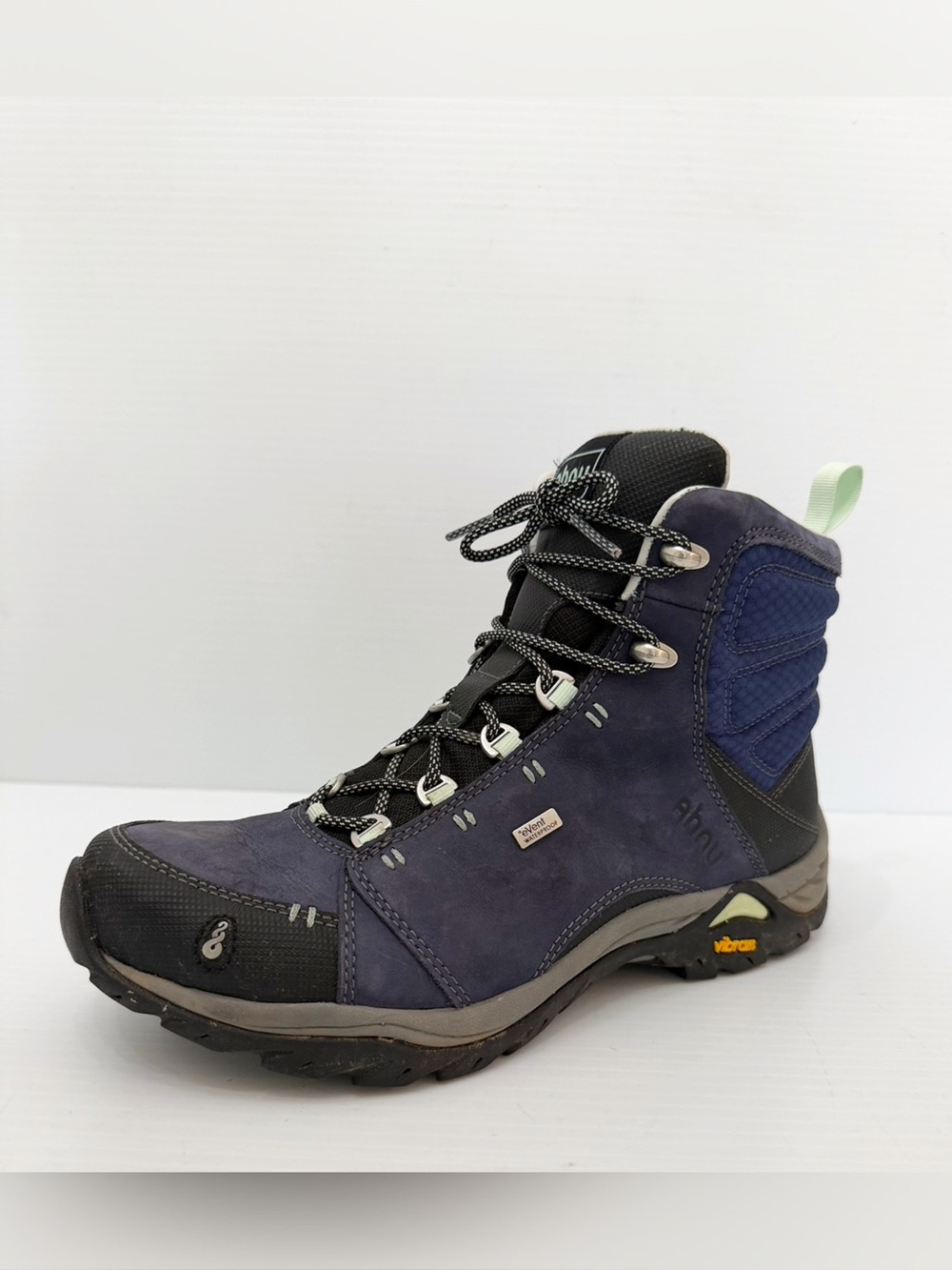 Ahnu Montara Hiking Boot - Women's - 9
